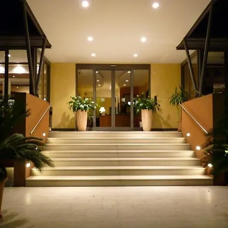 Gambrinus Отель