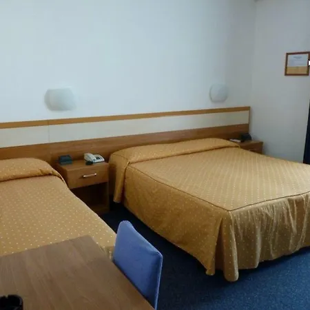 Gambrinus מלון לידו די ג'סולו