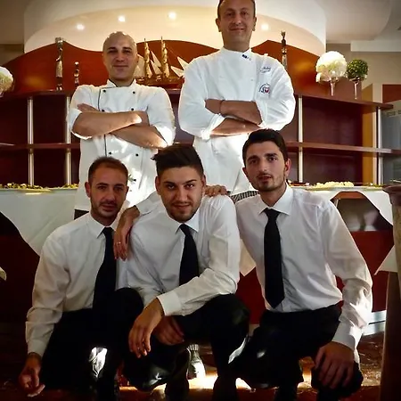 Gambrinus Отель 3*