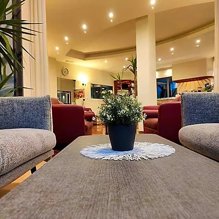 Gambrinus Hotell 3*