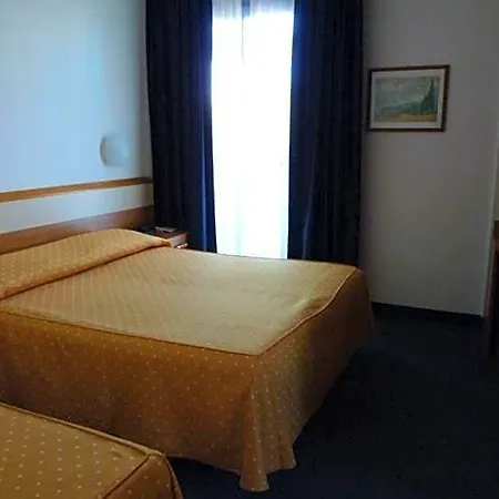 Hotell Gambrinus 3*